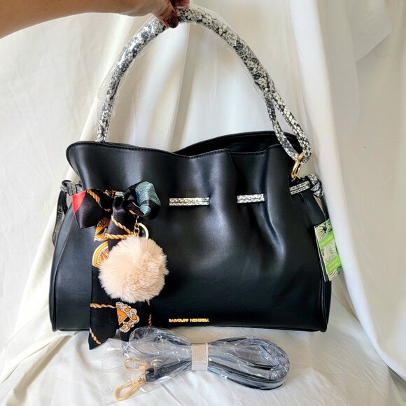 Badgley Mischka Black Slouchy Women’s Crossbody Handbag w/ Bow~ Non-Smkng ~ NWT - Picture 1 of 9
